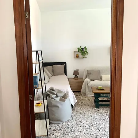 Apartmán In By The Waterfront Olbia